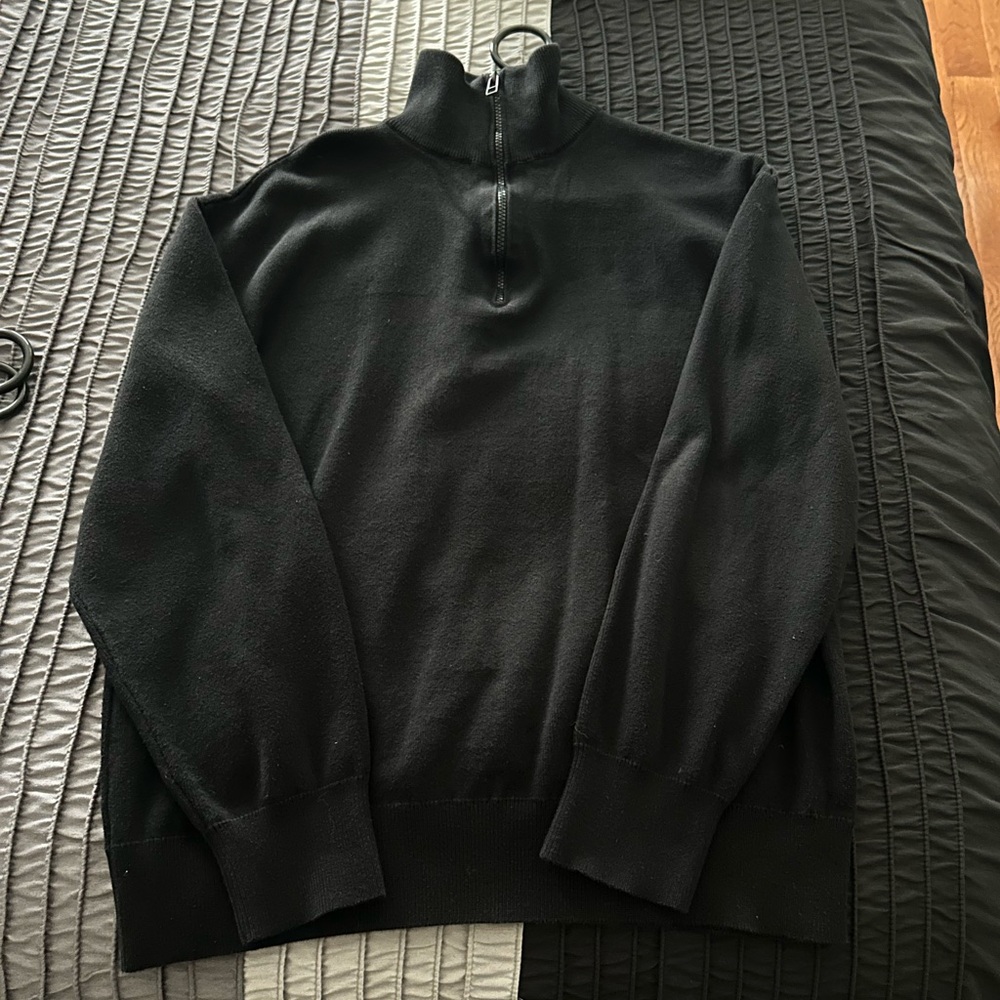 Zara Men's Black Zip-Up Sweater
